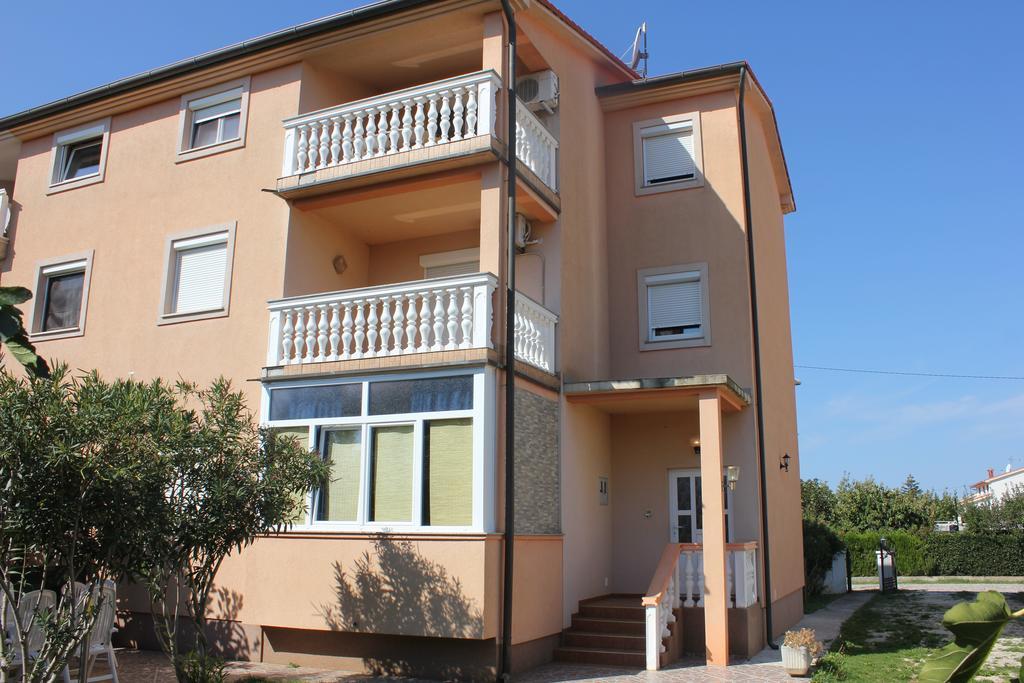 Apartments Dubravka Medulin Buitenkant foto